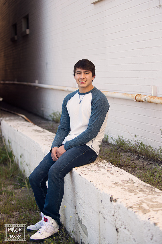 Seniors, Revised Laine