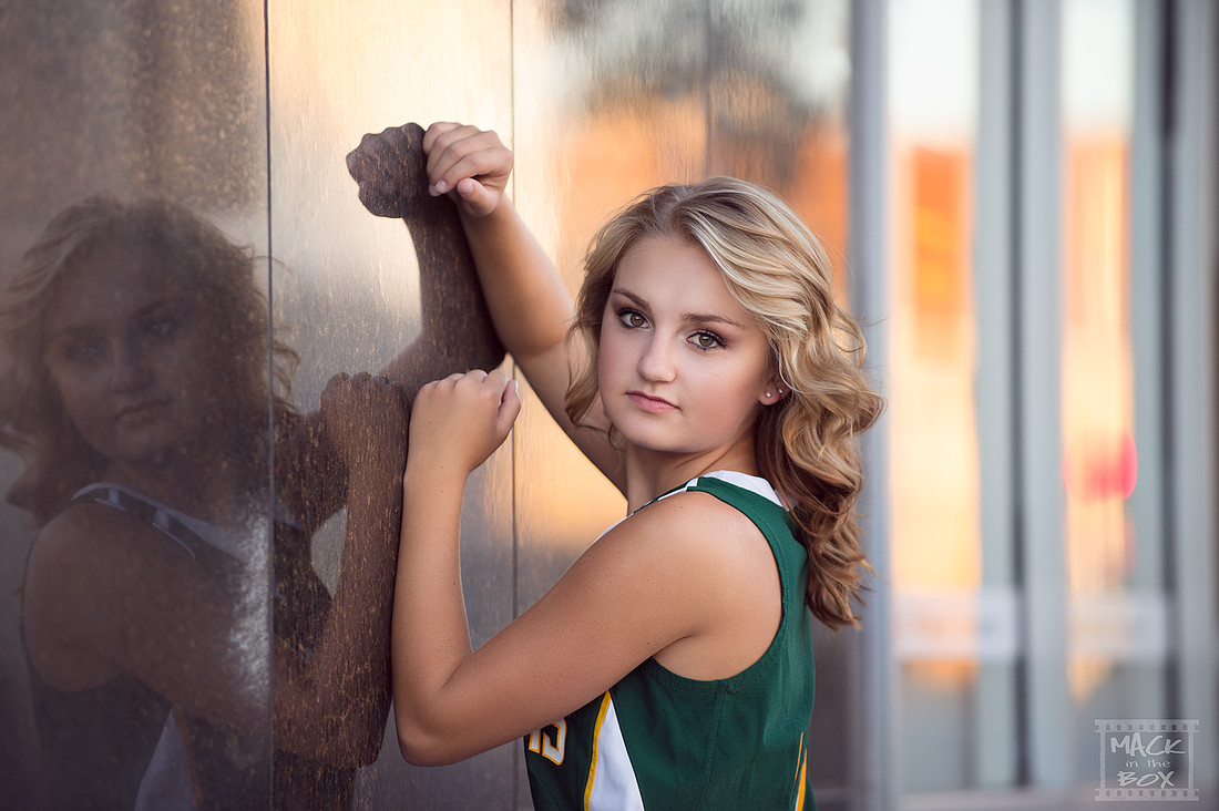Seniors, Revised Sammi